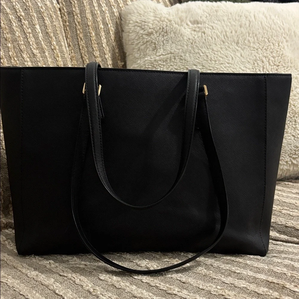 Tory Burch Large Robinson Black Leather Tote Shoulder‎ Bag